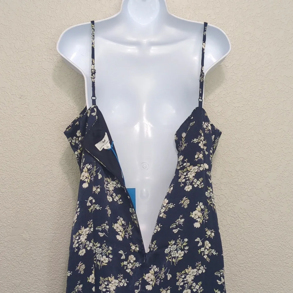 Kenzie x Francesca's Collections navy satin floral lace slip midi dress - Picture 11 of 13